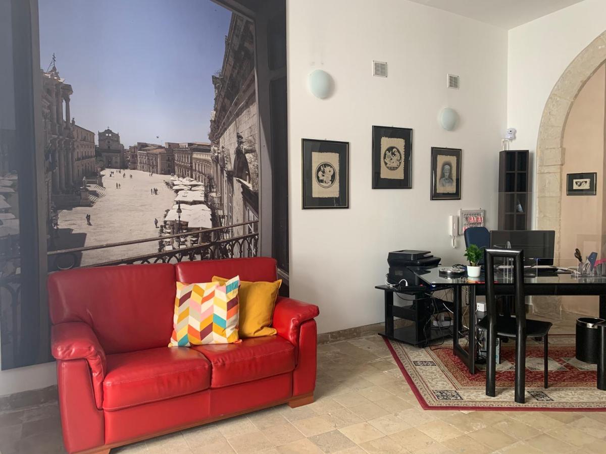 Nuova Mastrarua Rooms Syrakus Exterior foto