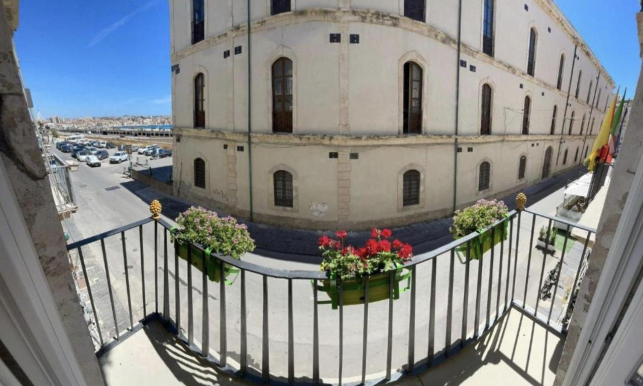 Nuova Mastrarua Rooms Syrakus Exterior foto
